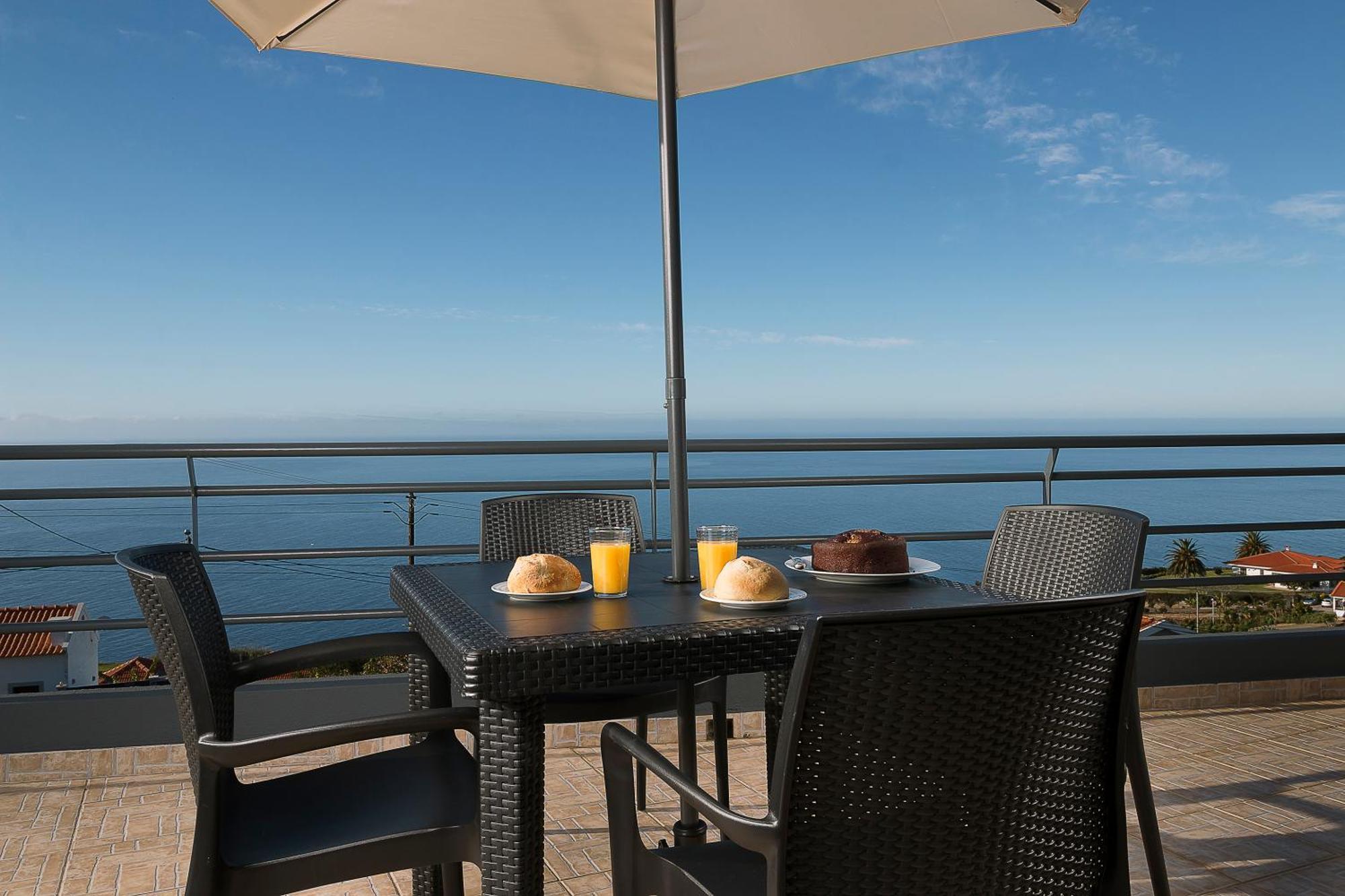 Welcome Home, With A Fantastic View, Sunrise & Sunsets Estreito Da Calheta Exterior foto