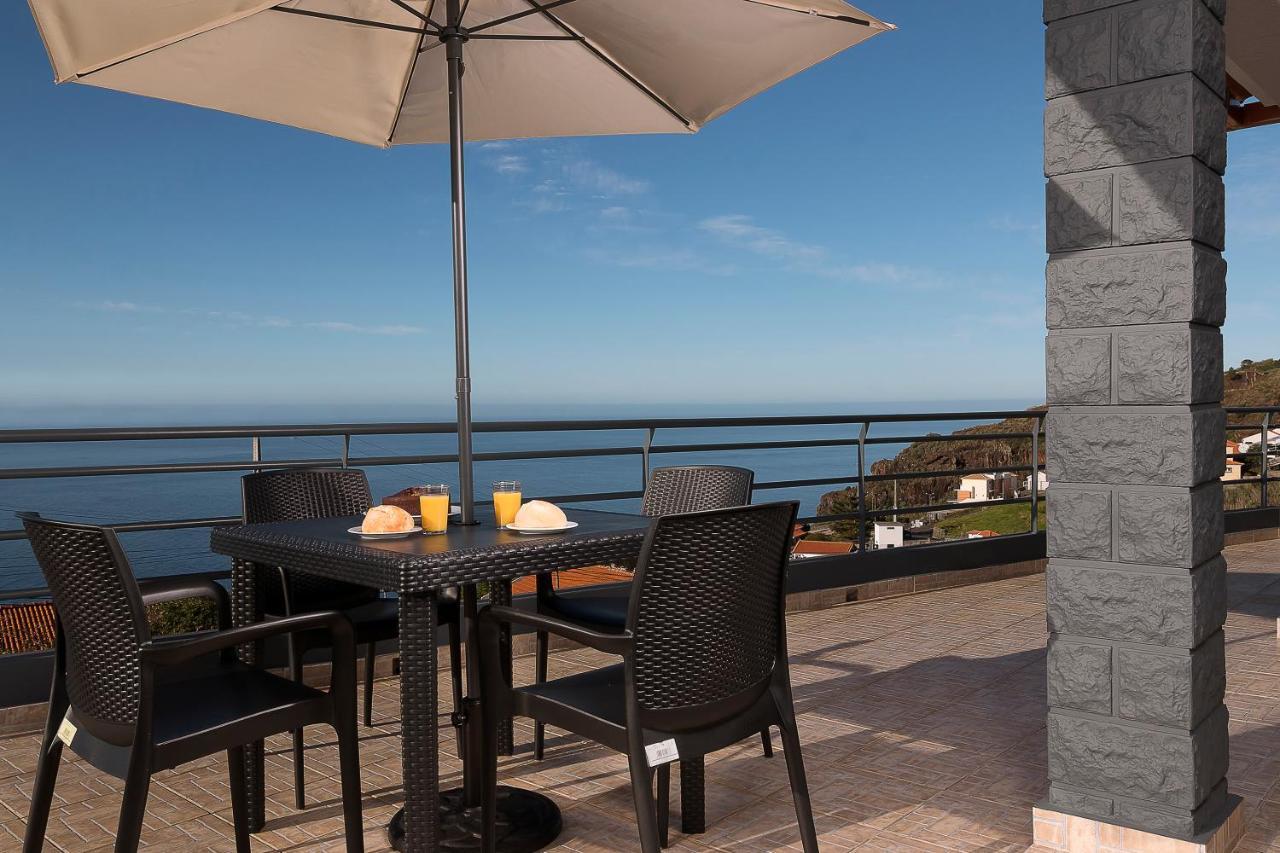 Welcome Home, With A Fantastic View, Sunrise & Sunsets Estreito Da Calheta Exterior foto